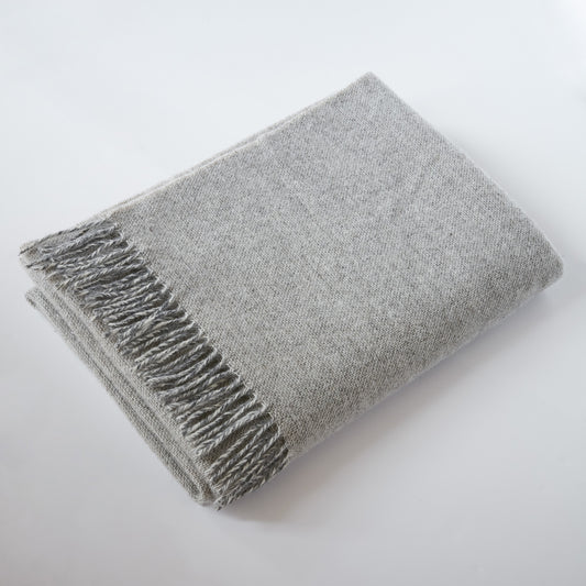 MARTIN Wool Throw with Fringe in Light Gray